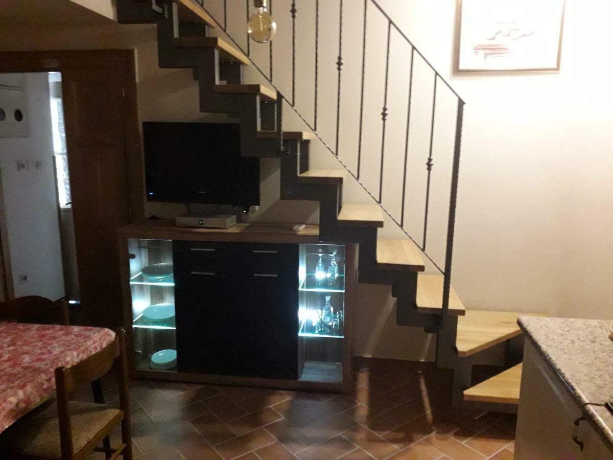 Apartments And Rooms Deskovic Moscenicka Draga Bagian luar foto